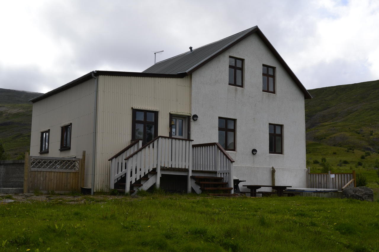 Guesthouse Gamli Bær Húsafell Extérieur photo